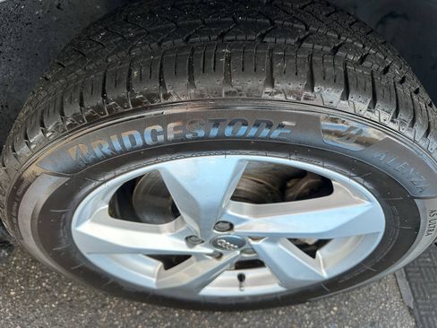 Used 2020 Audi Q3 2.0T Premium AWD/4WD image 18