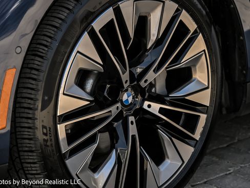 Used 2026 BMW 530i xDrive image 7