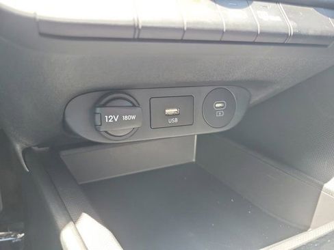 Used 2026 Hyundai Elantra SE image 29