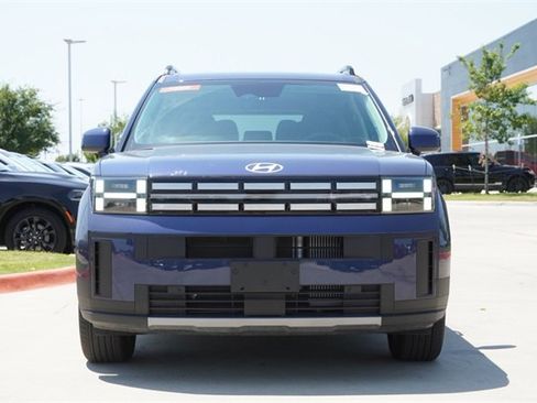 Used 2025 Hyundai Santa Fe SEL image 2