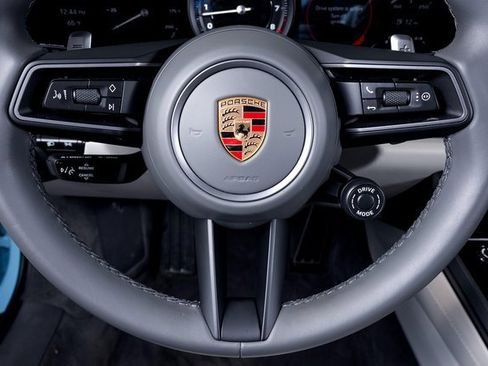 Used 2024 Porsche 911 Carrera 4S image 37