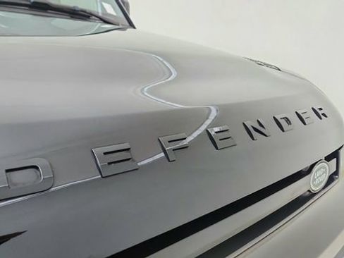 Used 2025 Land Rover Defender 110 X image 15