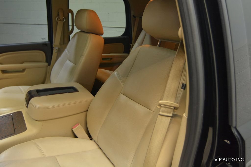 Used 2013 GMC Yukon Denali AWD/4WD image 25