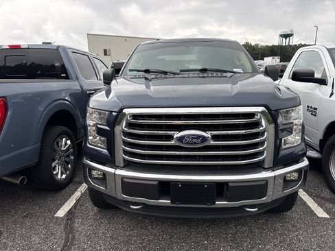 Used 2015 Ford F150 XLT w/ Equipment Group 301A Mid AWD/4WD image 5