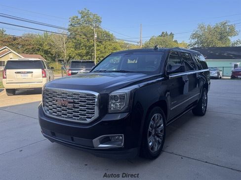 Used 2018 GMC Yukon XL Denali w/ Denali Ultimate Package RWD image 17