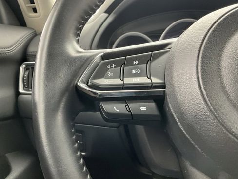Used 2019 MAZDA CX-5 Touring image 12