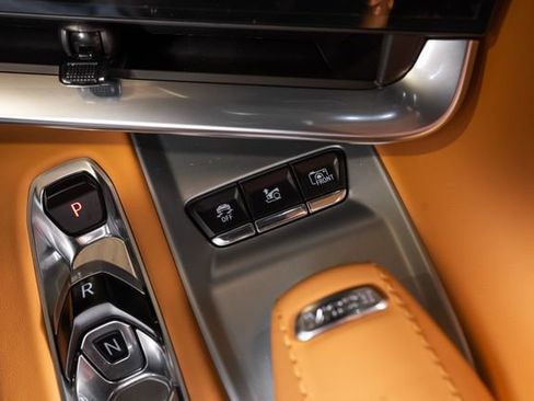 Used 2024 Chevrolet Corvette Stingray Premium Cpe w/ Z51 Performance Package RWD image 40