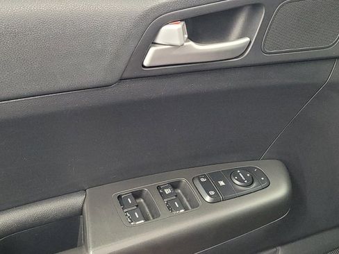Used 2017 Kia Sportage LX w/ LX Popular Package FWD image 27