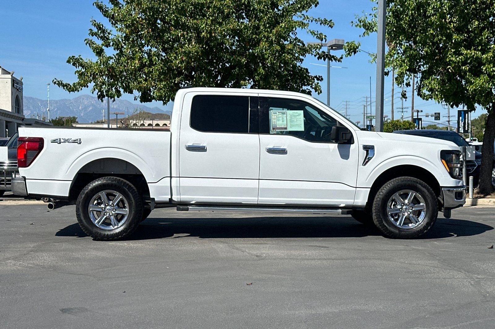Used 2024 Ford F150 XLT AWD/4WD image 3