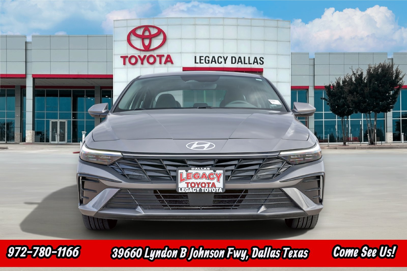 Used 2025 Hyundai Elantra SEL FWD image 6