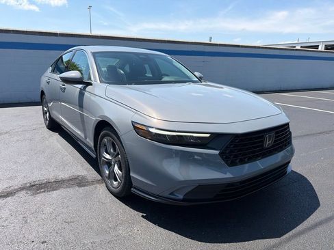 Used 2024 Honda Accord EX-L image 7