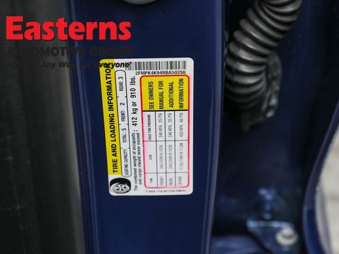 Used 2024 Ford Edge Titanium image 34