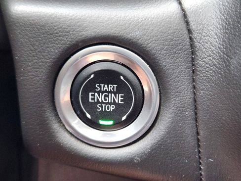 Used 2024 Chevrolet Tahoe Z71 w/ Luxury Package image 19