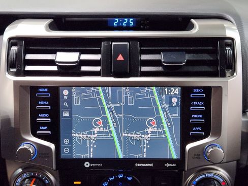 Used 2021 Toyota 4Runner SR5 Premium w/ Moonroof Package RWD image 37