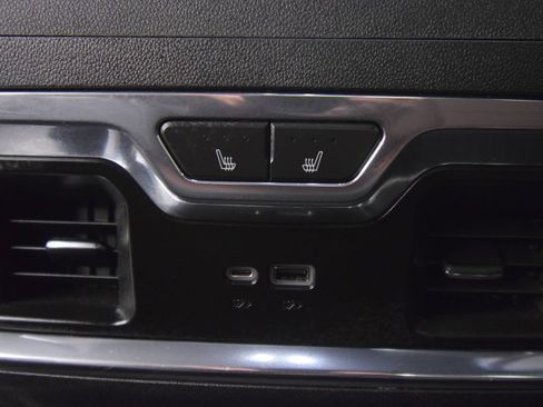 Used 2023 GMC Sierra 1500 Denali Ultimate AWD/4WD image 44