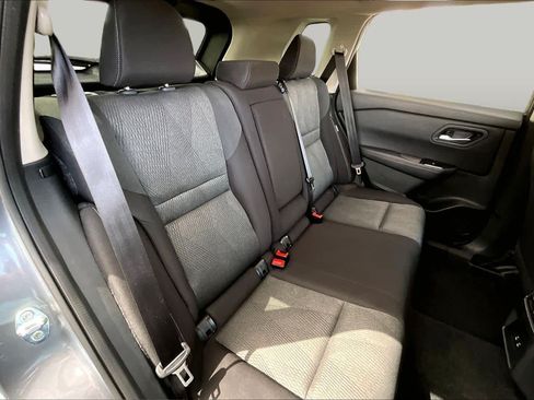 Used 2025 Nissan Rogue SV FWD image 20