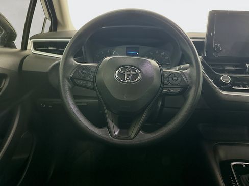 Used 2025 Toyota Corolla LE image 17