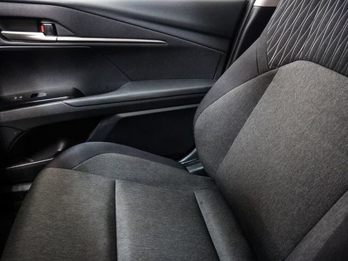 Used 2025 Toyota Camry LE FWD image 24