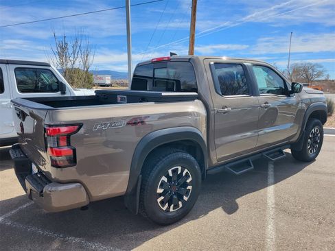 Used 2023 Nissan Frontier PRO-4X w/ Technology Package image 4