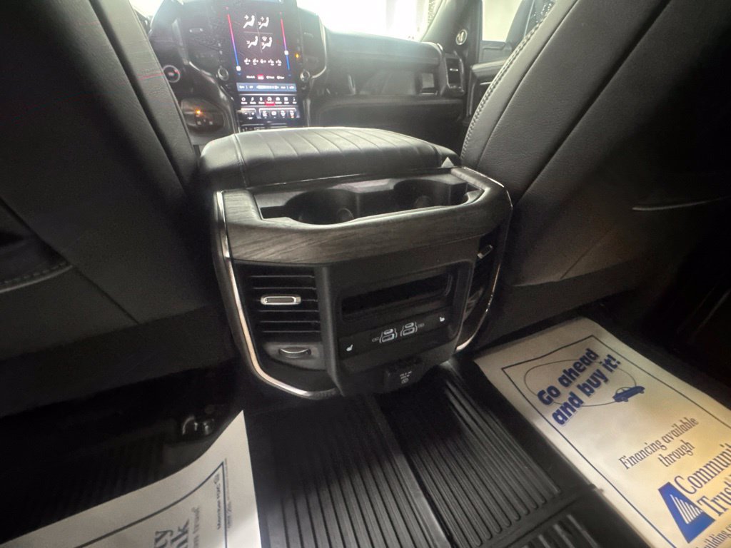 Used 2025 RAM 2500 Limited AWD/4WD image 33