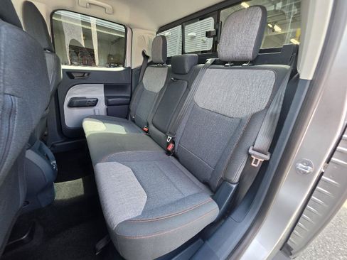 Used 2022 Ford Maverick XLT FWD image 9