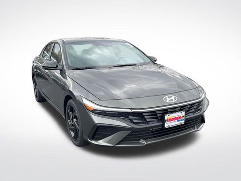 New 2026 Hyundai Elantra Sport FWD image 8