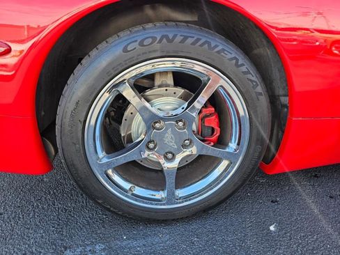 Used 1999 Chevrolet Corvette Convertible w/ Memory Pkg image 30