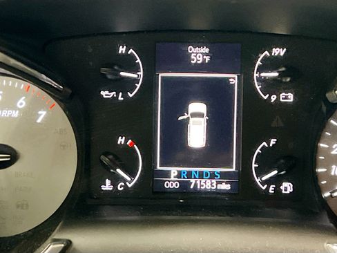 Used 2022 Toyota Sequoia TRD Sport image 23