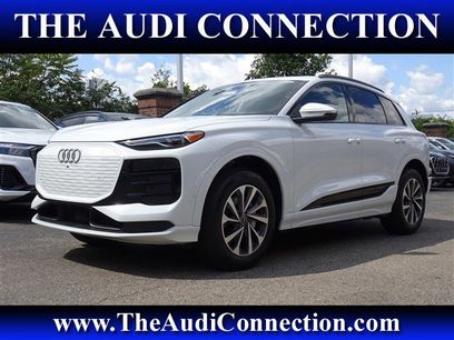 New 2025 Audi Q6 e-tron Premium