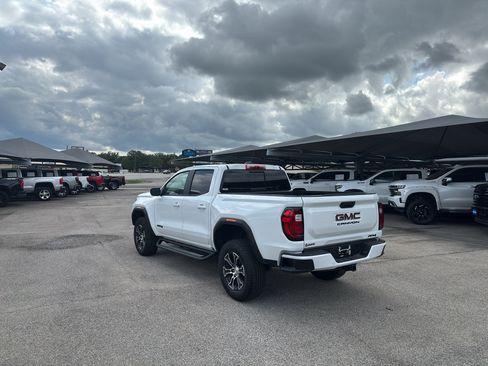 New 2025 GMC Canyon AT4 w/ LPO, Off Road Lift Package AWD/4WD image 8