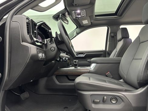 New 2026 GMC Sierra 1500 SLT w/ SLT Premium Package AWD/4WD image 19