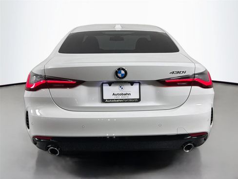 New 2026 BMW 430i Coupe w/ Parking Assistance Package RWD image 7