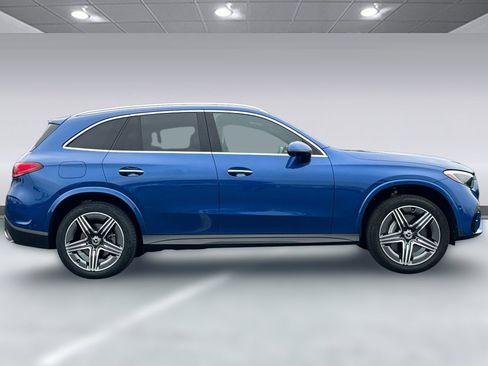 Certified 2023 Mercedes-Benz GLC 300 image 8