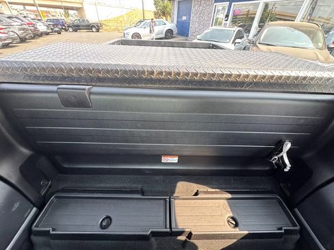 Used 2022 Toyota Tacoma SR AWD/4WD image 32