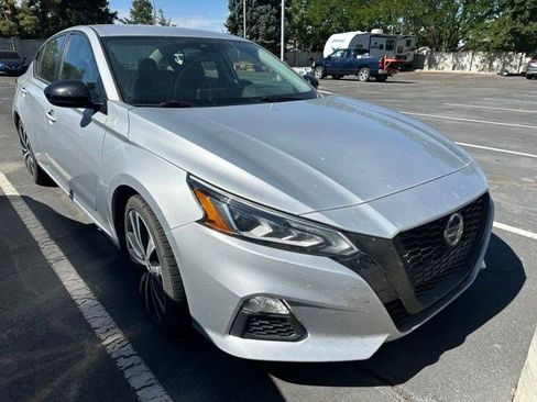 Used 2021 Nissan Altima 2.5 SR FWD image 7