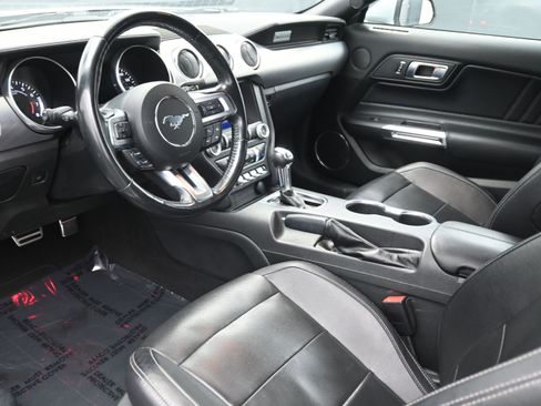 Used 2023 Ford Mustang Premium image 12