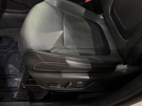 Used 2022 Hyundai Tucson SEL w/ Convenience + Premium Package FWD image 11