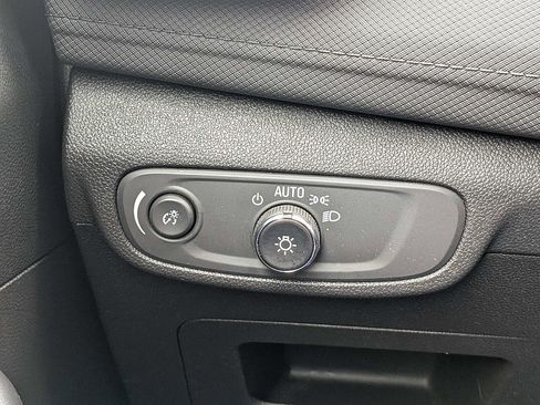 Used 2025 Chevrolet TrailBlazer LT FWD image 22
