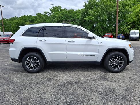 Used 2020 Jeep Grand Cherokee Laredo w/ Quick Order Package 2BN North AWD/4WD image 13