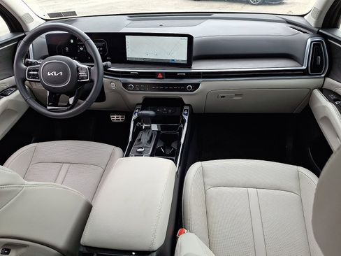 Used 2025 Kia Sorento SX image 15
