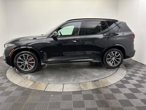New 2026 BMW X5 xDrive40i w/ M Sport Package AWD/4WD image 16