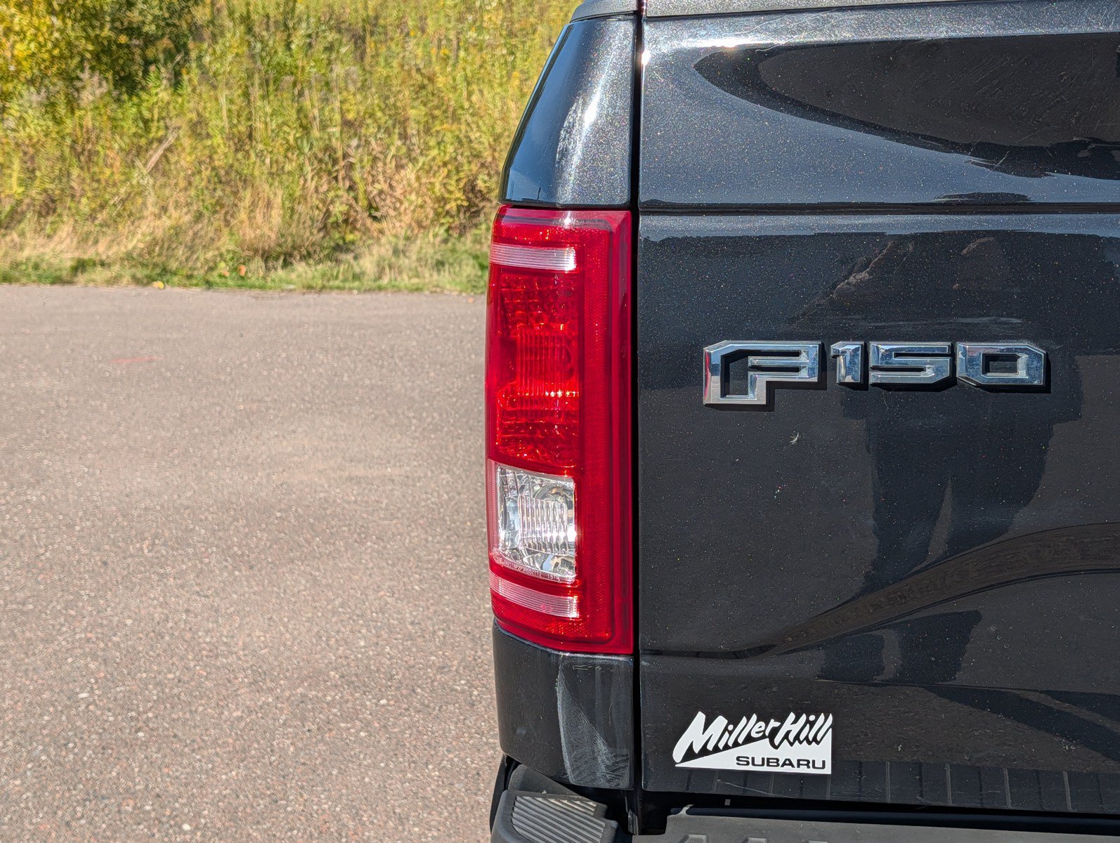 Used 2015 Ford F150 XLT w/ Equipment Group 302A Luxury AWD/4WD image 17