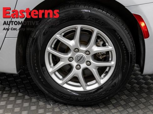 Used 2024 Chrysler Pacifica Touring-L FWD image 35
