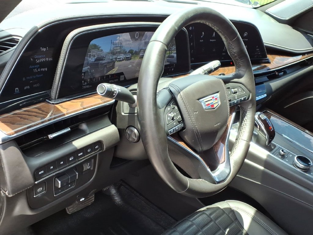 Used 2022 Cadillac Escalade Sport Platinum w/ LPO, ONYX Package AWD/4WD image 30
