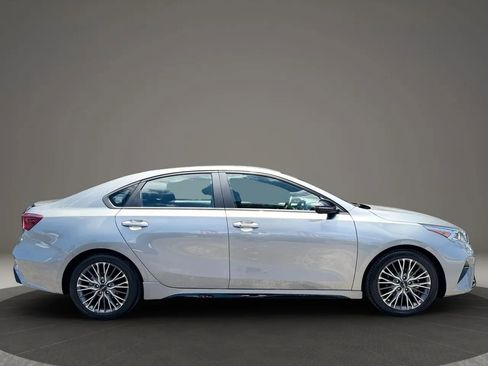 Used 2022 Kia Forte GT-Line FWD image 15