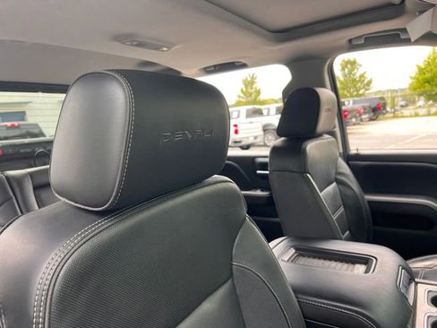 Used 2018 GMC Sierra 1500 Denali image 34