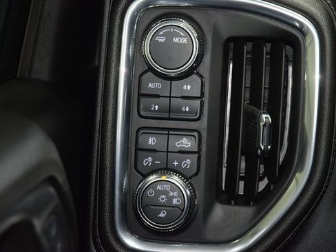 Used 2023 GMC Sierra 3500 Denali w/ Denali Ultimate Package image 32