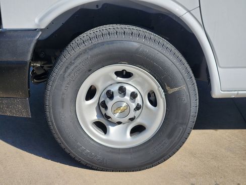 New 2025 Chevrolet Express 2500 w/ Driver Convenience Package image 16