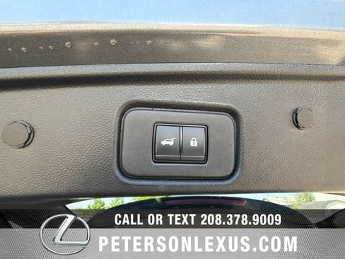 Used 2024 Nissan Pathfinder Platinum w/ Cargo Package AWD/4WD image 22