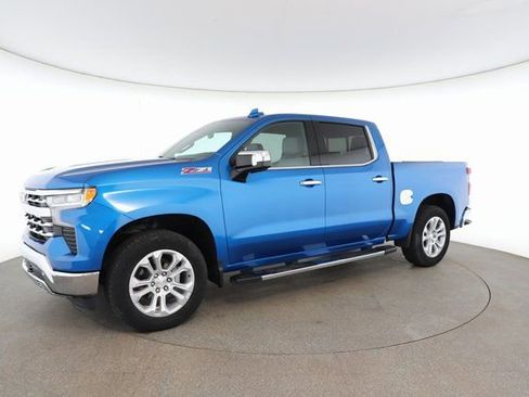 Used 2022 Chevrolet Silverado 1500 LTZ image 3